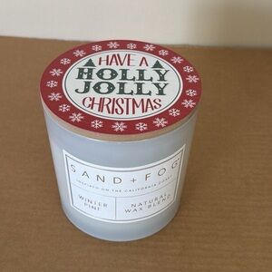 Sand + Fog Winter Pine 21 oz Candle - 3 Wick “Have A Holly Jolly Christmas” Lid